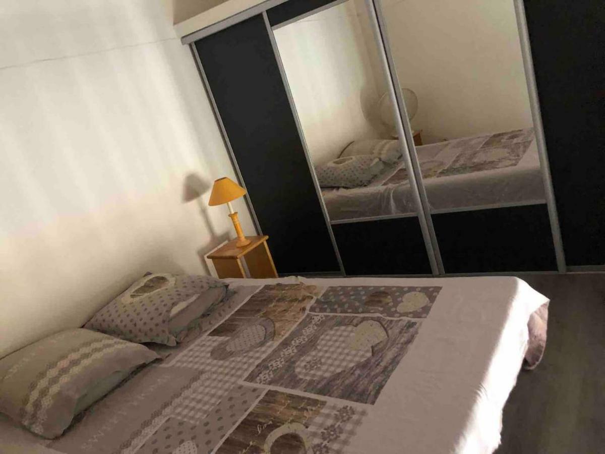 Holiday home Maison Eden En Village Naturiste